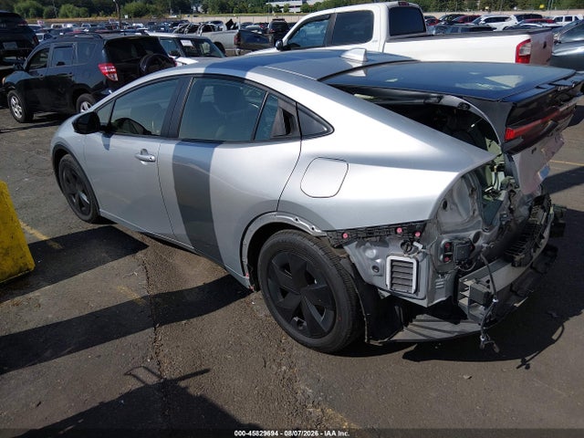 Toyota Prius Le 2024 JTDACAAU9R3023551 Image 3