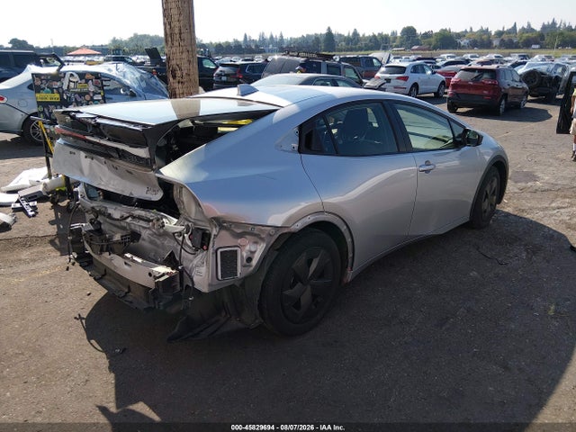 Toyota Prius Le 2024 JTDACAAU9R3023551 Image 4