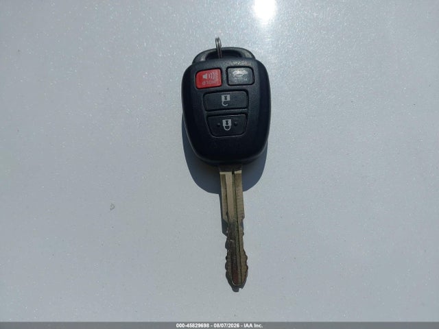 Продажа на аукционе авто 2015 Toyota Camry Le, vin: 4T4BF1FK4FR470606, номер лота: 45829698