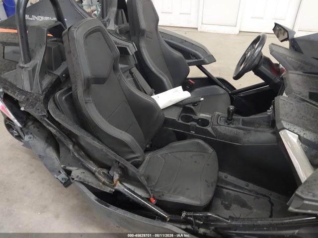 Продажа на аукционе авто 2022 Polaris Slingshot Slr, vin: 57XAAFGB1N8148668, номер лота: 45829701