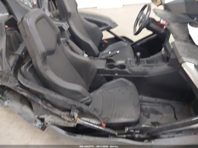 Продажа на аукционе авто 2022 Polaris Slingshot Slr, vin: 57XAAFGB1N8148668, номер лота: 45829701