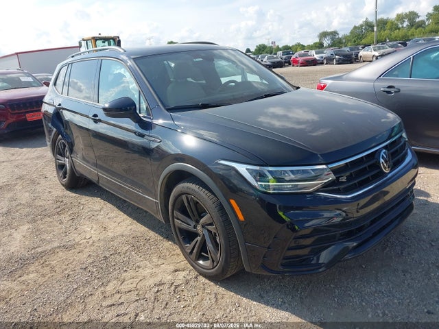 Продаж на аукціоні авто 2024 Volkswagen Tiguan 2.0t Se R-line Black, vin: 3VV8B7AX8RM004343, номер лоту: 45829703