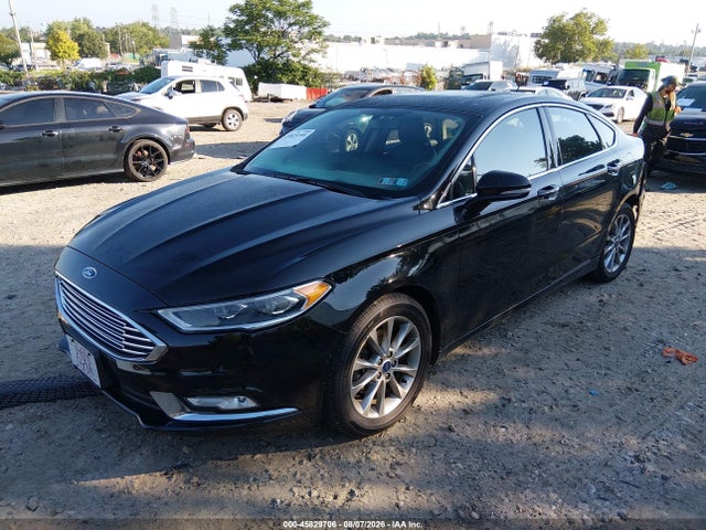 3FA6P0HD9HR211163 Ford FUSION SE