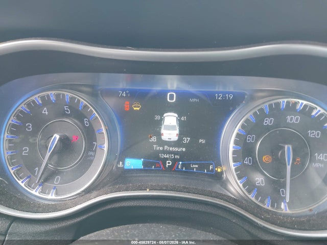 2017 Chrysler 300 Limited Awd მანქანა იყიდება აუქციონზე, vin: 2C3CCARG0HH617971, აუქციონის ნომერი: 45829724