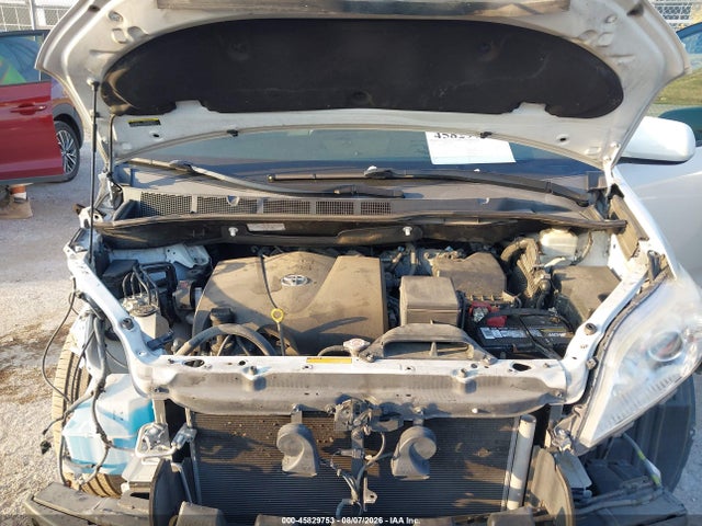 2017 Toyota Sienna Xle Premium 8 Passenger მანქანა იყიდება აუქციონზე, vin: 5TDYZ3DC9HS767501, აუქციონის ნომერი: 45829753