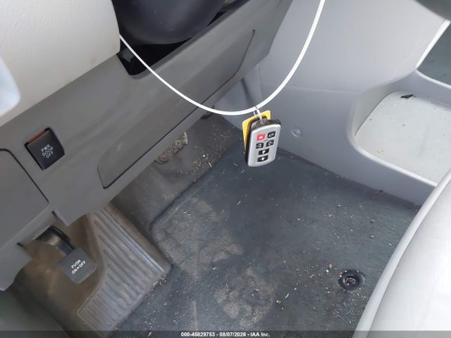 2017 Toyota Sienna Xle Premium 8 Passenger მანქანა იყიდება აუქციონზე, vin: 5TDYZ3DC9HS767501, აუქციონის ნომერი: 45829753