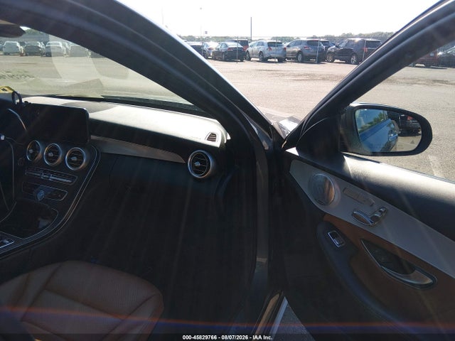 Aukcja sprzedaży 2021 Mercedes-benz C 300 4matic, vin: W1KWF8EB2MR645676, numer aukcji: 45829766
