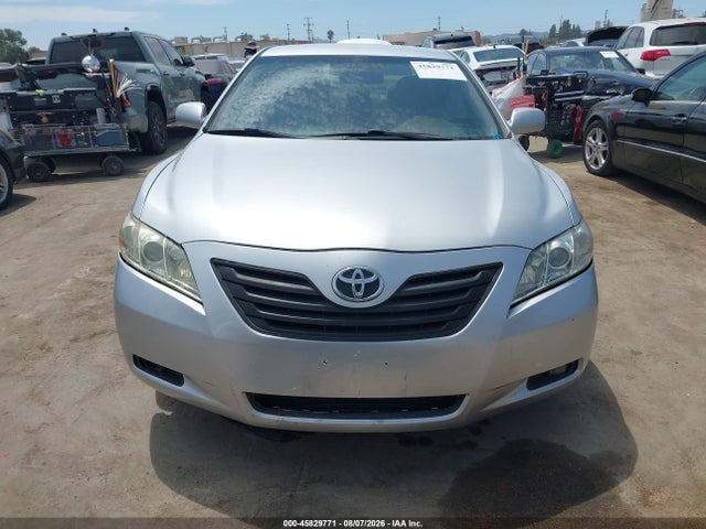 2009 Toyota Camry Le მანქანა იყიდება აუქციონზე, vin: 4T4BE46KX9R077170, აუქციონის ნომერი: 45829771