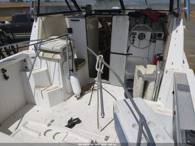45829786 :رقم المزاد ، USDA61CDC000 vin ، 2000 Bayliner Other مزاد بيع