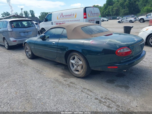 45829901 :رقم المزاد ، SAJGX2249WC029673 vin ، 1998 Jaguar Xk8 مزاد بيع