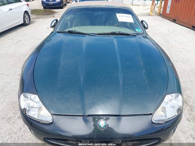 45829901 :رقم المزاد ، SAJGX2249WC029673 vin ، 1998 Jaguar Xk8 مزاد بيع