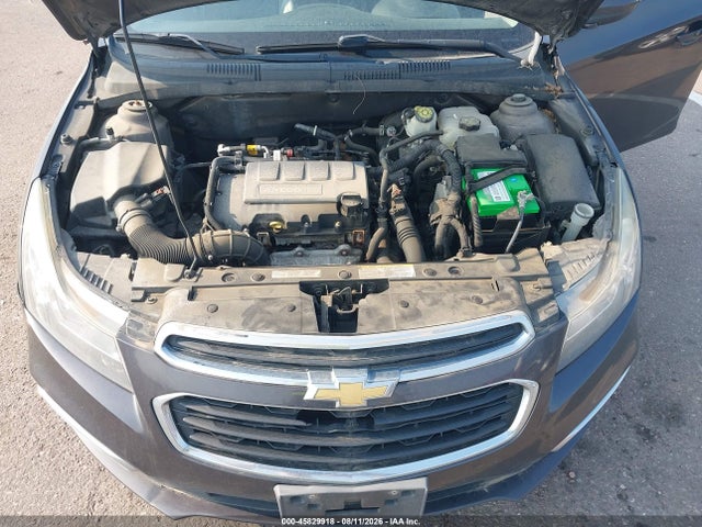 45829918 :رقم المزاد ، 1G1PE5SB7F7181702 vin ، 2015 Chevrolet Cruze 2lt Auto مزاد بيع