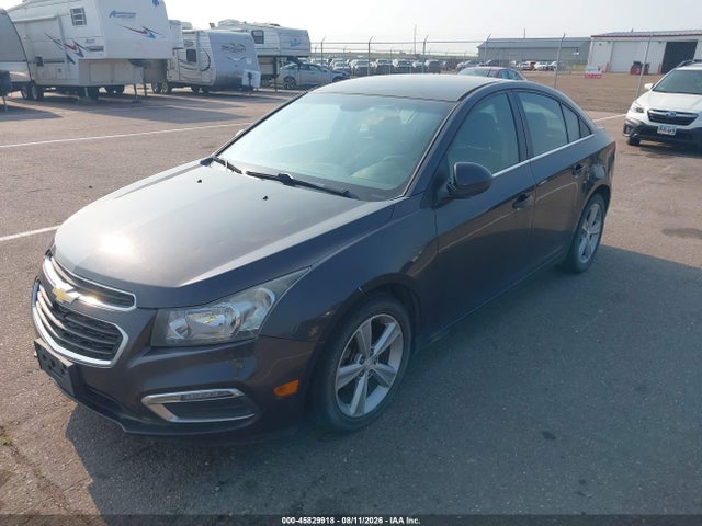 45829918 :رقم المزاد ، 1G1PE5SB7F7181702 vin ، 2015 Chevrolet Cruze 2lt Auto مزاد بيع