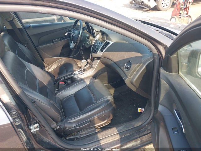45829918 :رقم المزاد ، 1G1PE5SB7F7181702 vin ، 2015 Chevrolet Cruze 2lt Auto مزاد بيع