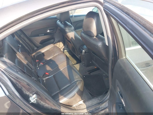 45829918 :رقم المزاد ، 1G1PE5SB7F7181702 vin ، 2015 Chevrolet Cruze 2lt Auto مزاد بيع