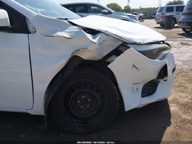 Toyota COROLLA LE 2016 5YFBURHE4GP413296 Image 6