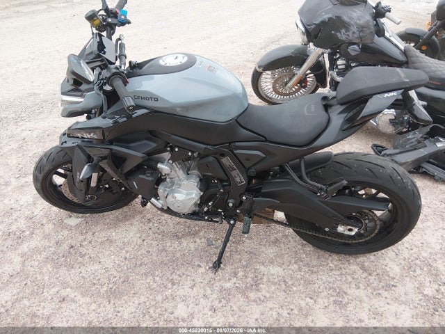 LCEPEVLR3T6000891 Cf Moto 675snk