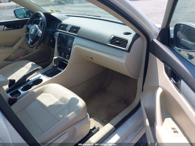Aukcja sprzedaży 2013 Volkswagen Passat 2.5l Se, vin: 1VWBP7A35DC047841, numer aukcji: 45830022