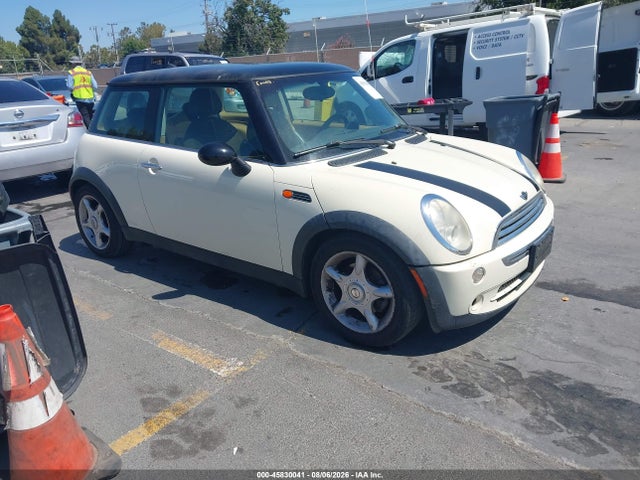 Продажа на аукционе авто 2005 Mini Cooper, vin: WMWRC33515TK61468, номер лота: 45830041