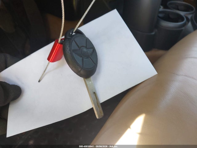 2005 Mini Cooper მანქანა იყიდება აუქციონზე, vin: WMWRC33515TK61468, აუქციონის ნომერი: 45830041