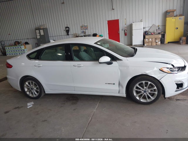 45830056 :رقم المزاد ، 3FA6P0LU8KR189803 vin ، 2019 Ford Fusion Hybrid Se مزاد بيع