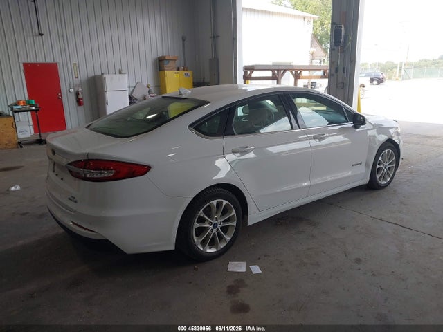 45830056 :رقم المزاد ، 3FA6P0LU8KR189803 vin ، 2019 Ford Fusion Hybrid Se مزاد بيع
