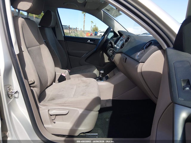 Продажа на аукционе авто 2009 Volkswagen Tiguan S/se/sel, vin: WVGAV75N69W514122, номер лота: 45830063
