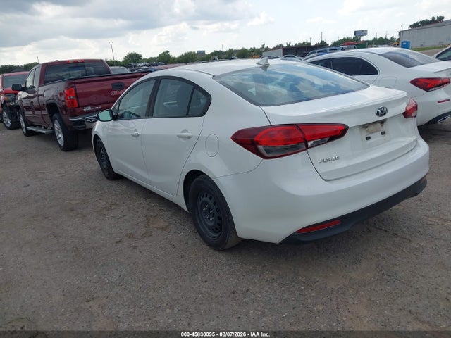 45830095 :رقم المزاد ، 3KPFK4A71JE229142 vin ، 2018 Kia Forte Lx مزاد بيع