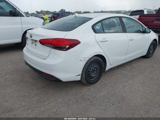 45830095 :رقم المزاد ، 3KPFK4A71JE229142 vin ، 2018 Kia Forte Lx مزاد بيع