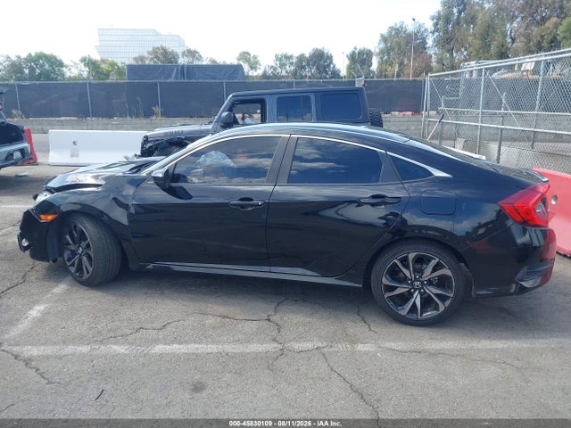 Honda Civic Sport 2019 2HGFC2F81KH557459 Image 14