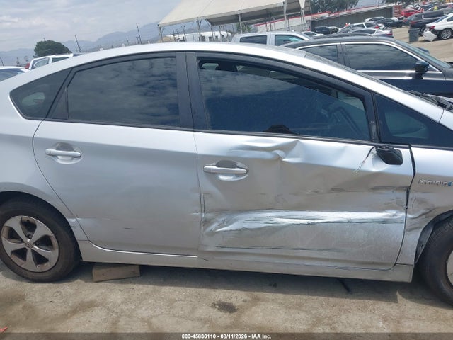 Toyota Prius Two 2015 JTDKN3DU4F0445469 Image 13