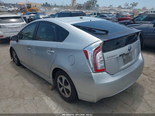 Toyota Prius Two 2015 JTDKN3DU4F0445469 Image 3