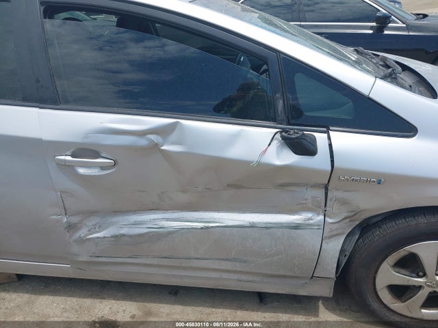 Toyota Prius Two 2015 JTDKN3DU4F0445469 Image 6