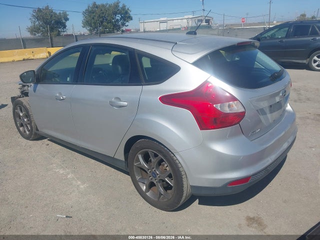 1FADP3K28EL325021 Ford FOCUS SE
