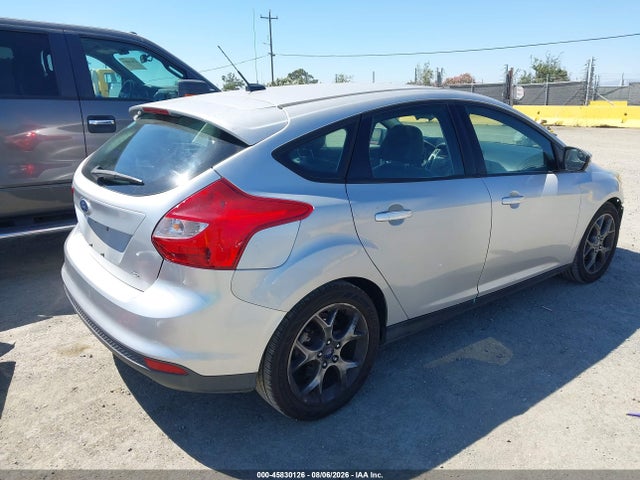1FADP3K28EL325021 Ford FOCUS SE