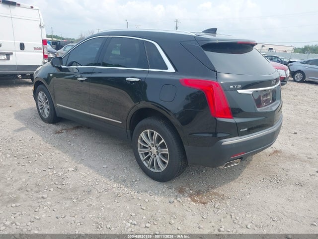 45830159 :رقم المزاد ، 1GYKNDRS8HZ211910 vin ، 2017 Cadillac Xt5 Luxury مزاد بيع