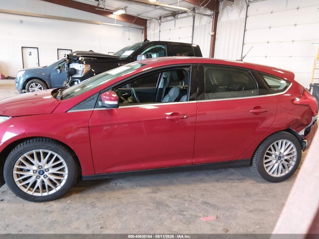 45830164 :رقم المزاد ، 1FAHP3M27CL284070 vin ، 2012 Ford Focus Sel مزاد بيع