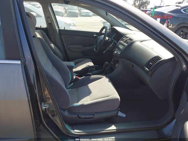Продажа на аукционе авто 2004 Honda Accord 2.4 Lx, vin: JHMCM56384C029913, номер лота: 45830167