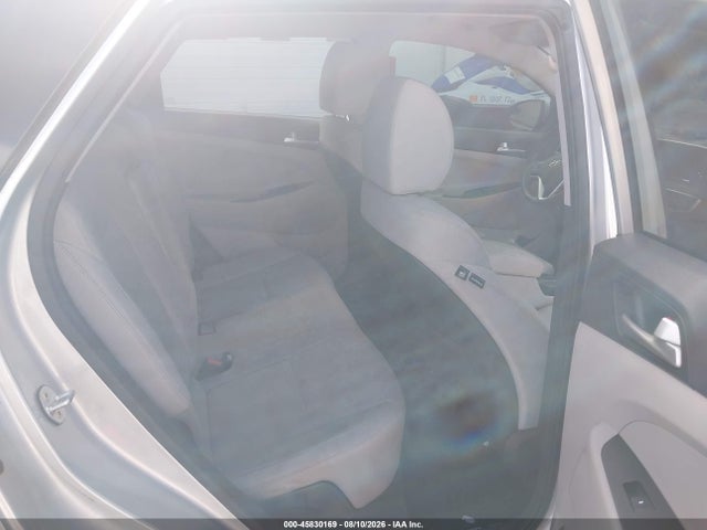 45830169 :رقم المزاد ، KM8J23A48KU871026 vin ، 2019 Hyundai Tucson Se مزاد بيع