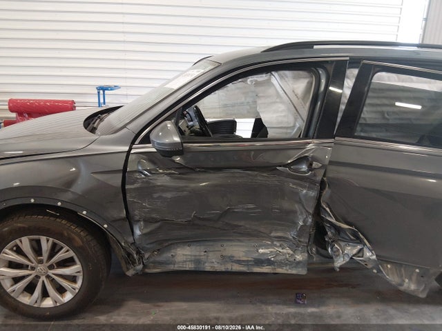 Продажа на аукционе авто 2018 Volkswagen Tiguan 2.0t Se/2.0t Sel, vin: 3VV2B7AXXJM011420, номер лота: 45830191