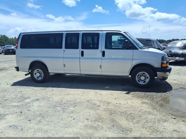 Продажа на аукционе авто 2017 Chevrolet Express 3500 Lt, vin: 1GAZGPFF1H1333670, номер лота: 45830195