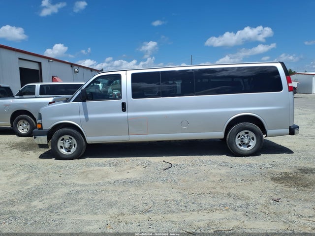 Продажа на аукционе авто 2017 Chevrolet Express 3500 Lt, vin: 1GAZGPFF1H1333670, номер лота: 45830195
