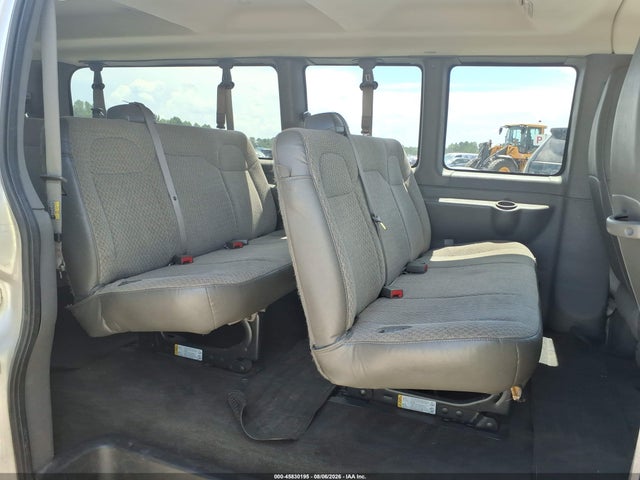 Продажа на аукционе авто 2017 Chevrolet Express 3500 Lt, vin: 1GAZGPFF1H1333670, номер лота: 45830195