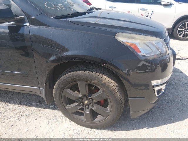 45830204 :رقم المزاد ، 1GNKRGKD9HJ121131 vin ، 2017 Chevrolet Traverse Lt مزاد بيع