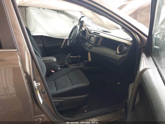 2T3BFREV9FW265245 Toyota RAV4 LE