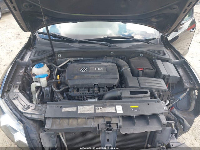 2015 Volkswagen Passat 1.8t S მანქანა იყიდება აუქციონზე, vin: 1VWAT7A3XFC069733, აუქციონის ნომერი: 45830235