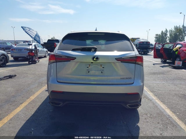 Lexus NX 300 2018 JTJYARBZ5J2093584 Image 17
