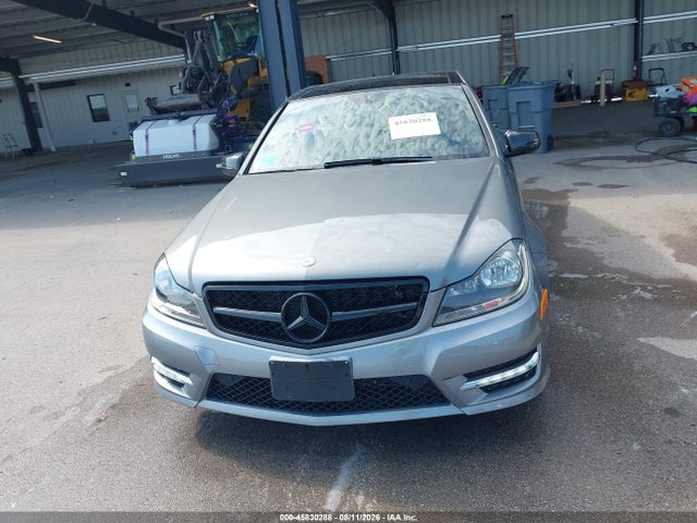 45830288 :رقم المزاد ، WDDGF8ABXER308975 vin ، 2014 Mercedes-benz C 300 Sport 4matic مزاد بيع