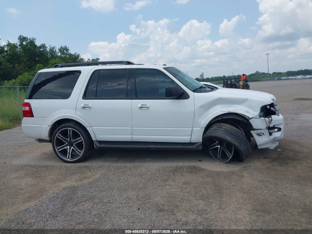 Продаж на аукціоні авто 2017 Ford Expedition Xlt, vin: 1FMJU1HT3HEA03952, номер лоту: 45830312