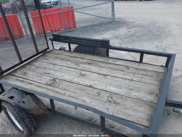 2016 Utility Trailer Mfg Other მანქანა იყიდება აუქციონზე, vin: 4YMBU0811GV047543, აუქციონის ნომერი: 45830317
